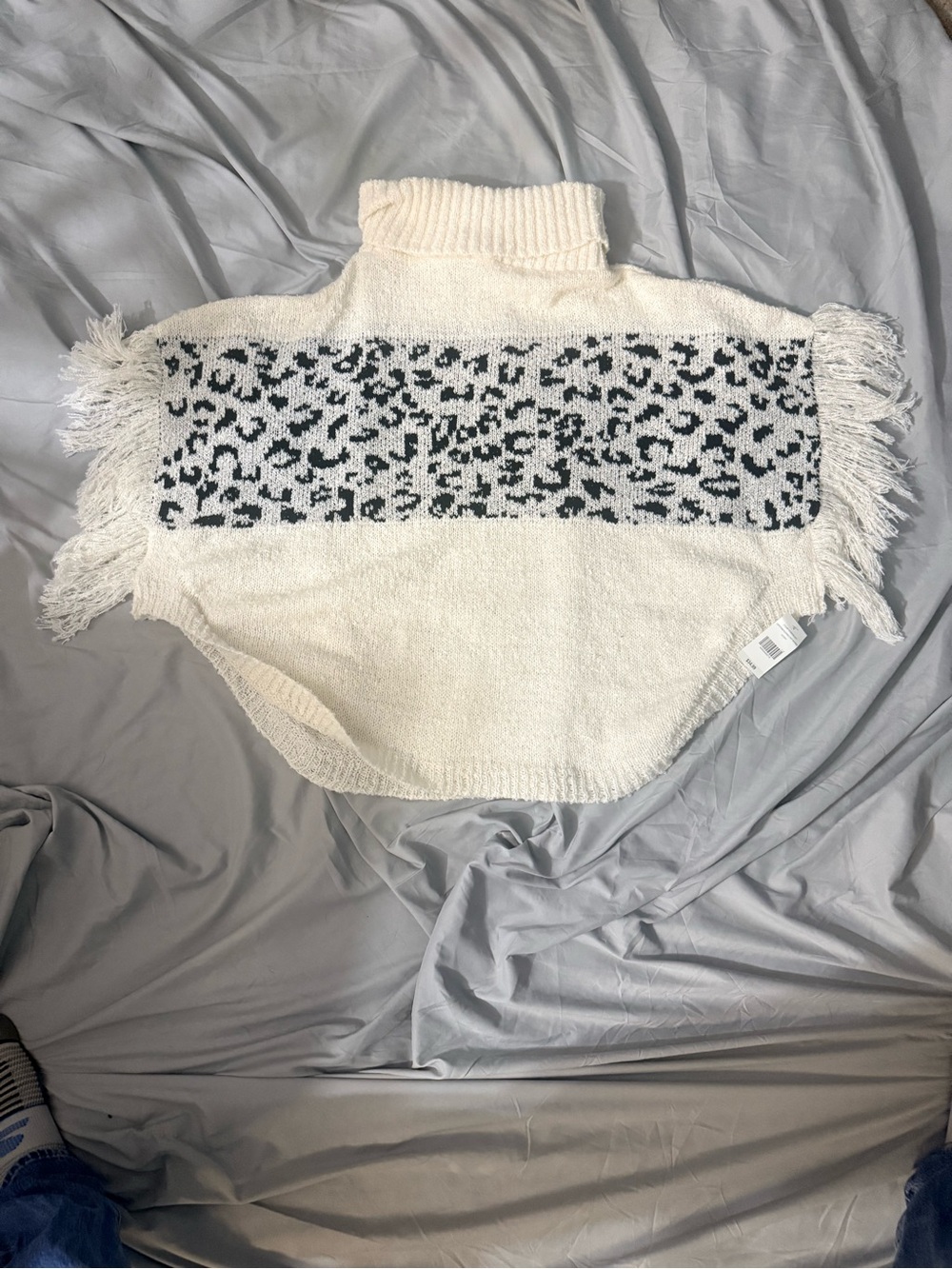 NWT Ivory Leopard Print Fringe Poncho Sweater Turtleneck Knit Cape One Size
